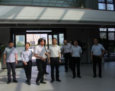 <b>山西省民營經濟發(fā)展局樊偉強局長、運城經濟技術開發(fā)區(qū)副主任魯若鵬一行蒞臨</b>